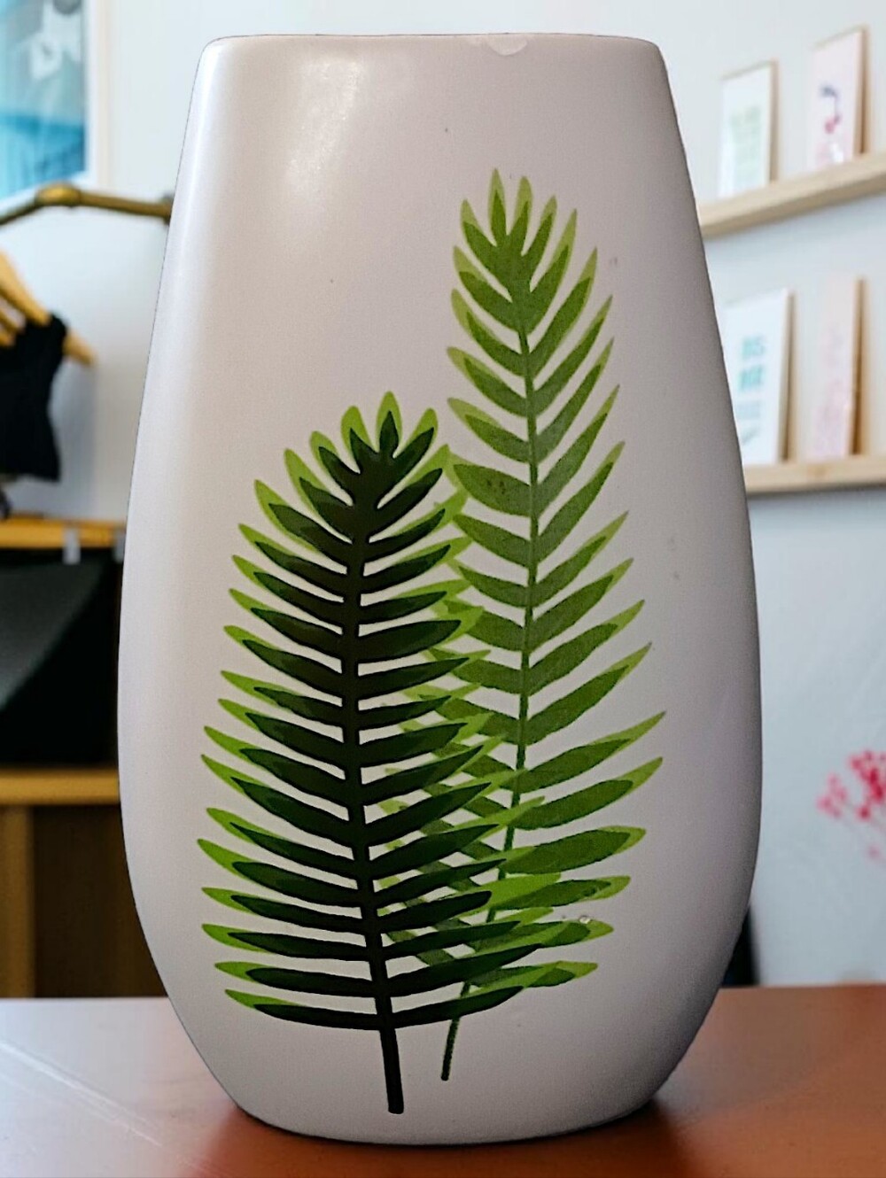 Vintage Napco Fern Leaf Vase Pottery Pot Ikebana Modern White Green‎ Minimalist
